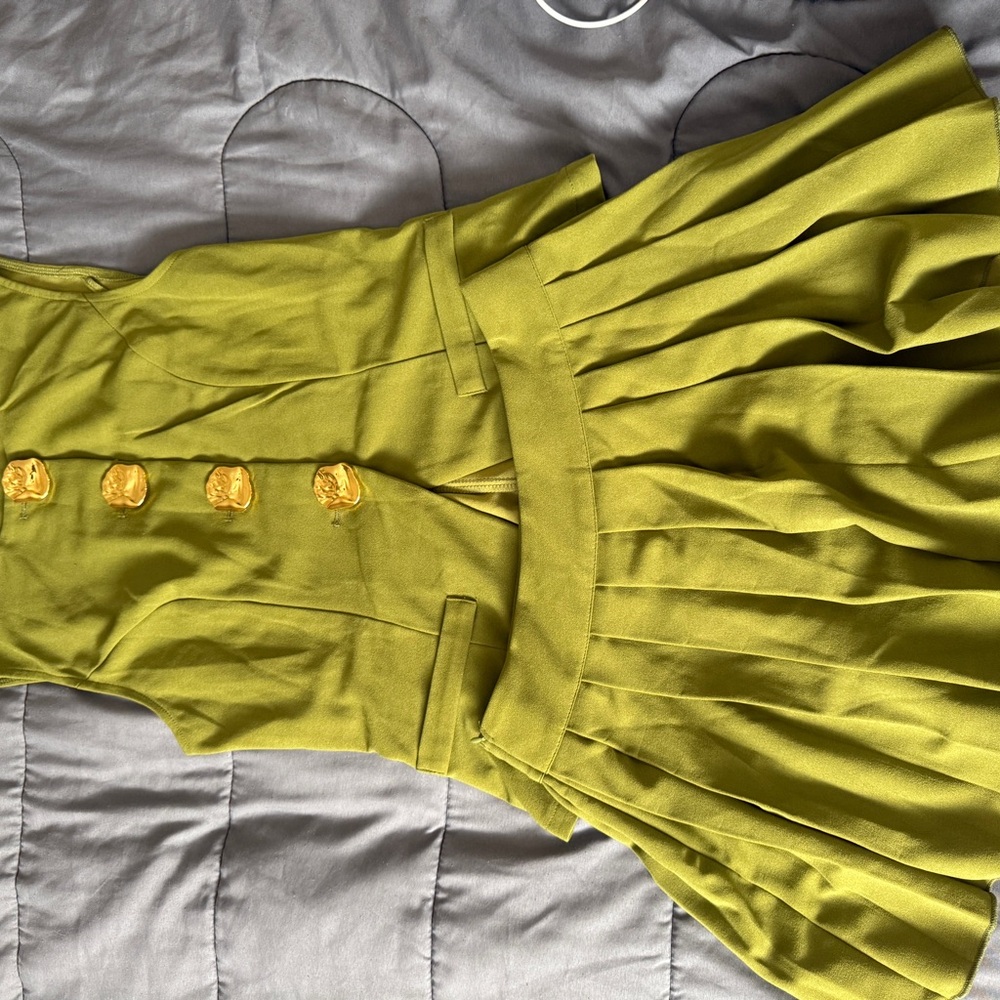 SHEIN Olive Set with Gold Accent